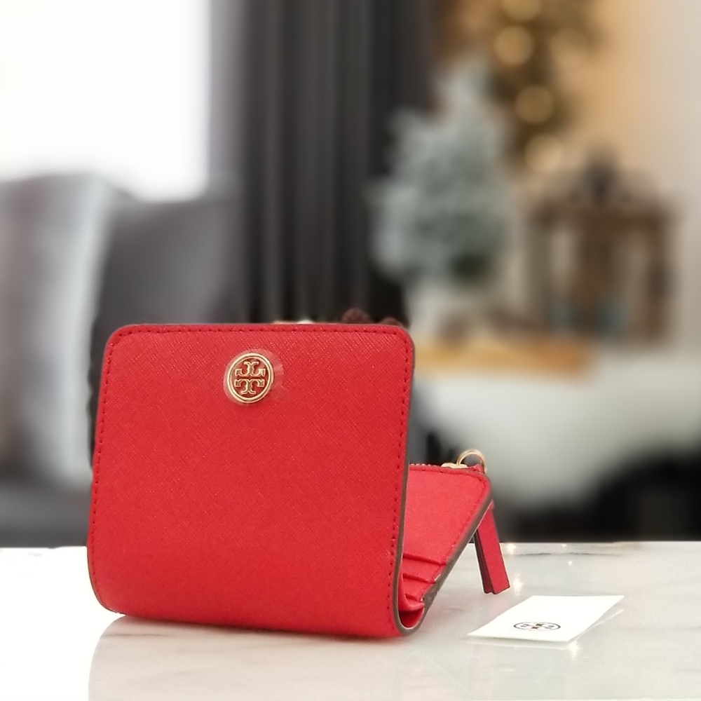 🚫SOLD🚫 NEW! Tory Burch Robinson Mini Wallet Red - Picture 2 of 6